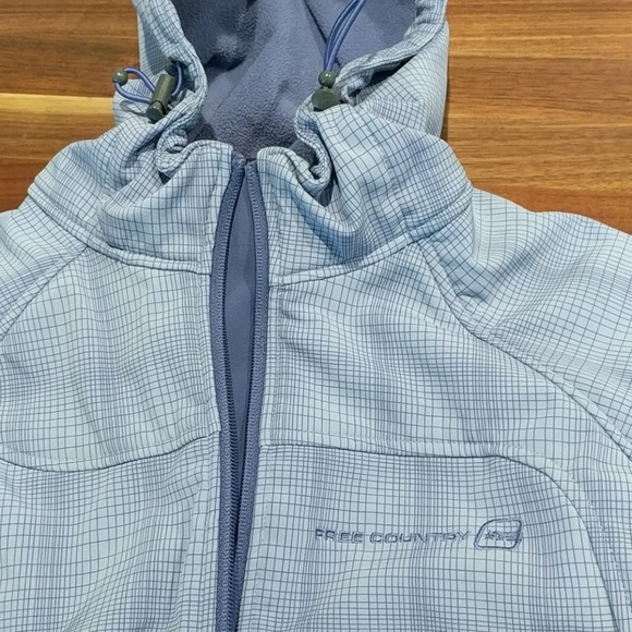 Free Country Jacket 🌟 - Picture 4 of 7